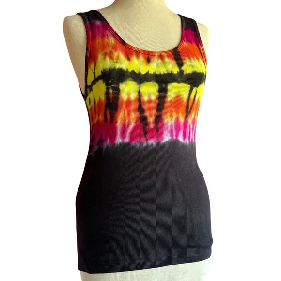 Juniors Top Size 2XL Black Pink Yellow Tie Dye Colorful Bold Handcrafted School - Picture 1 of 8